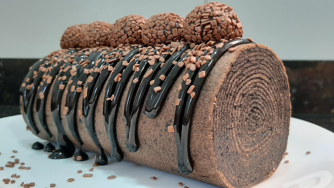 BOLO DE ROLO DE CHOCOLATE FINAS CAMADAS DE PURO SABOR