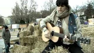 Soko - It&#39;s Hard To Be Alone / THEY SHOOT MUSIC