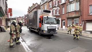 Anderlecht Camion Dans Une Doline