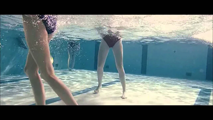 "Carrie" (2013) Pool Scene [Chloe Grace Moretz, An...