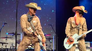 BILLY GIBBONS - rollin´ and tumblin´ - live Carlswerk Köln - 24.06.2023