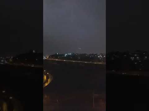 סופת ברקים ורעמים 