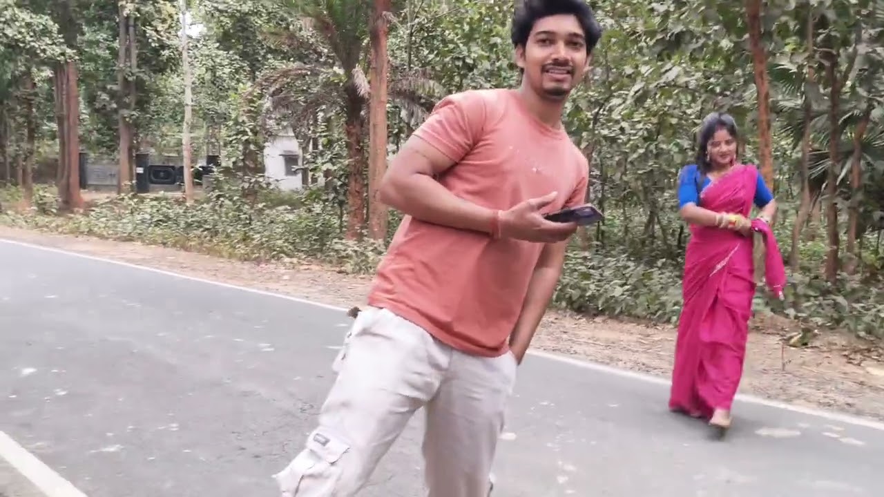 Vlog no 2 প্রতিদিনের মতো আজকেও ভিডিও করতে গিয়েছিলাম ভাবলাম আপনাদেরকে দেখিয়ে দি একটু ।