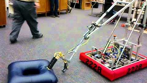 FIRST Team 2228 - Cougar Tech: Highest Scoring Peg