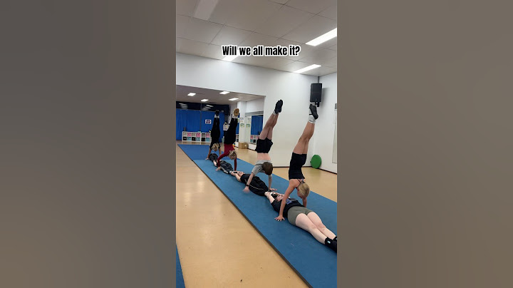 Handstand train challenge 🚂👀