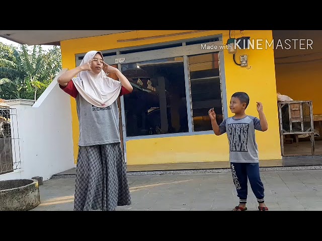 Lagu dua mata saya