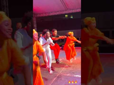 ልዑል ሲሳይ ጉራጊኛ አስነካው Leue Sisay Concert Guragigna Dancing New Amharic Music Leuesisay Concert