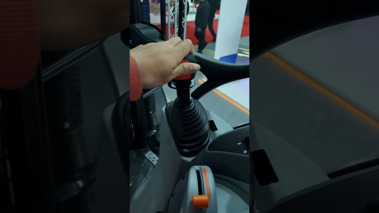 YENİ SERİ NEW HOLLAND T5.120 İÇ MEKANI