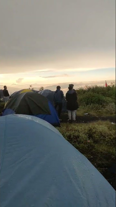 sunrise di puncak guntur