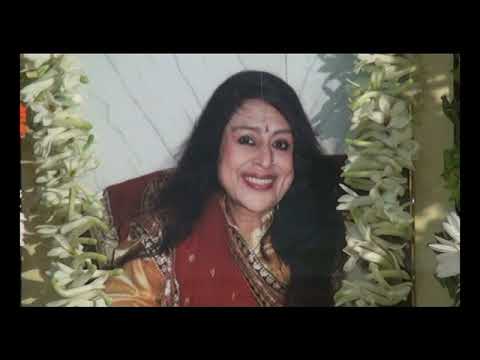 Rituparna Sengupta pays her tribute to Sanghamitra Banerjee - YouTube