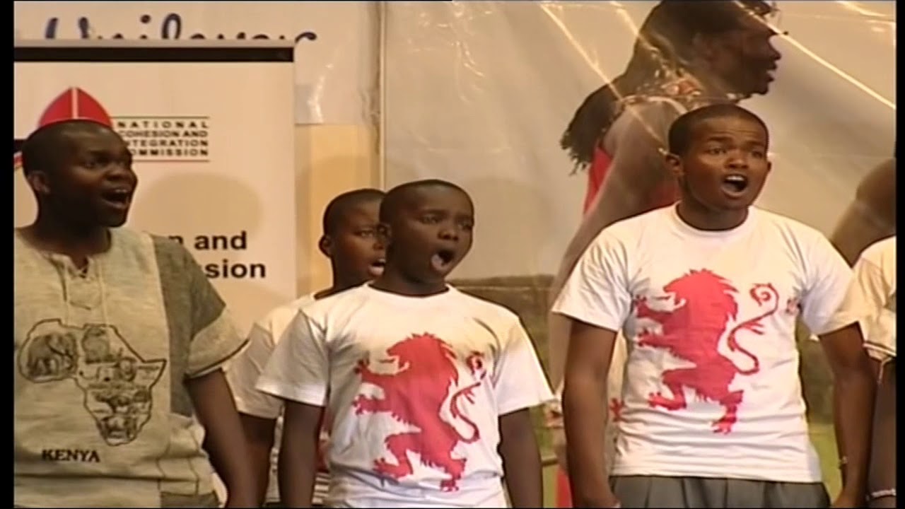 The strathmore school with an AMAZING perfomance of Mbilia bel's 'Nakei Nairobi' at the KMF 2013