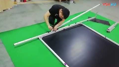 How to set up fast fold projector screen(2/2)