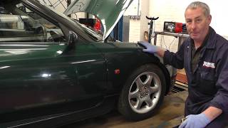 Pumping the hydragas suspension up on an MGF screenshot 4