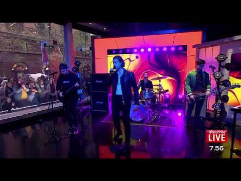 5 Seconds Of Summer Perform Youngblood On Sunrise