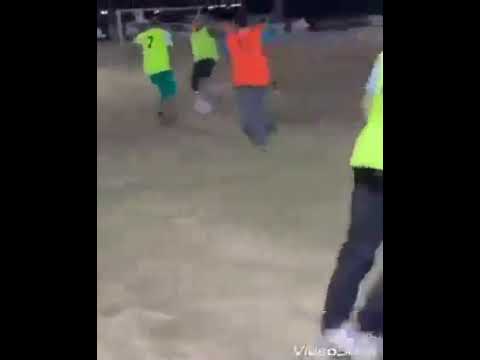 لعيب جامد يا حاج عيني عليك باردة إيه ده اتكسرت أنا آسف