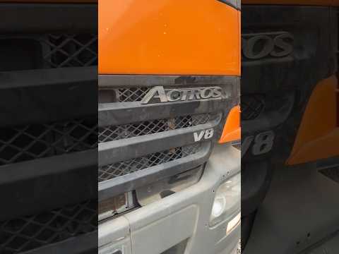 شاحنه مرسيدس اكتروس V8 الالمانيه الصنع ذات القوه والمتانة والفخامه والراحة وسهوله القياده والاستخدام