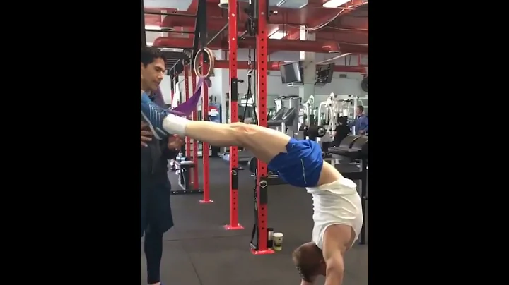 Personal Trainer, Sergio Carbajal, working with hi...