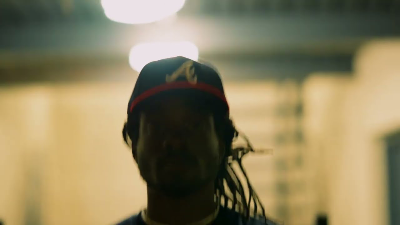 WIDNICK - confidence (Official Music Video)