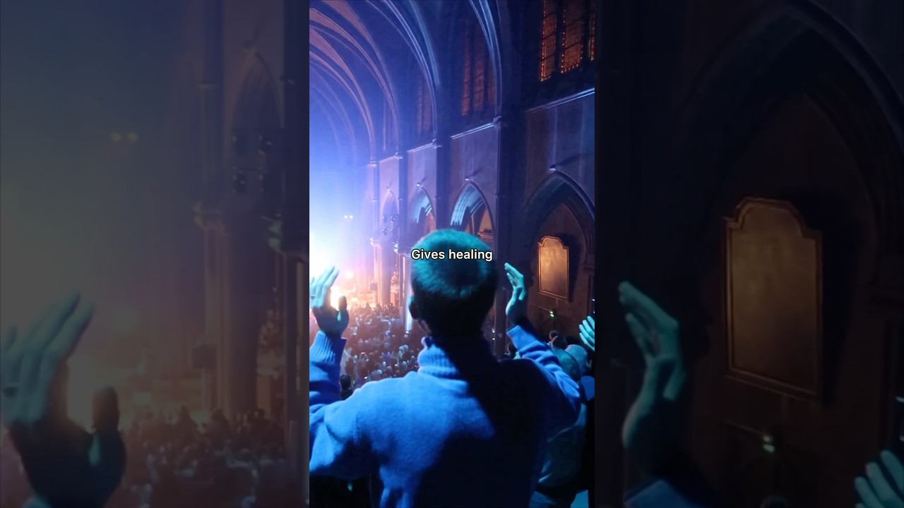 RUAH nights with @Gloriouslouange in Lyon 💒🇫🇷 #catholic #revival