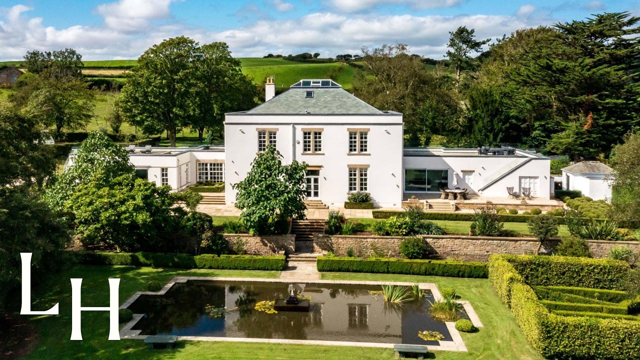 Inside a £2,500,000 English Countryside Home with Breathtaking Views