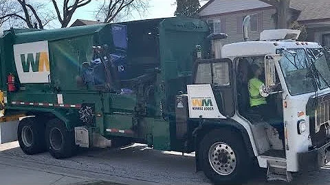 300 Subscribers Special! Ex Advanced Disposal Garbage Truck: WM Peterbilt 520 Labrie Expert