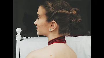 How do you do a ballerina bun with short hair?