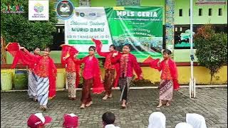 Penampilan ke 4 kelas 5 menampilkan Tari Pesisir