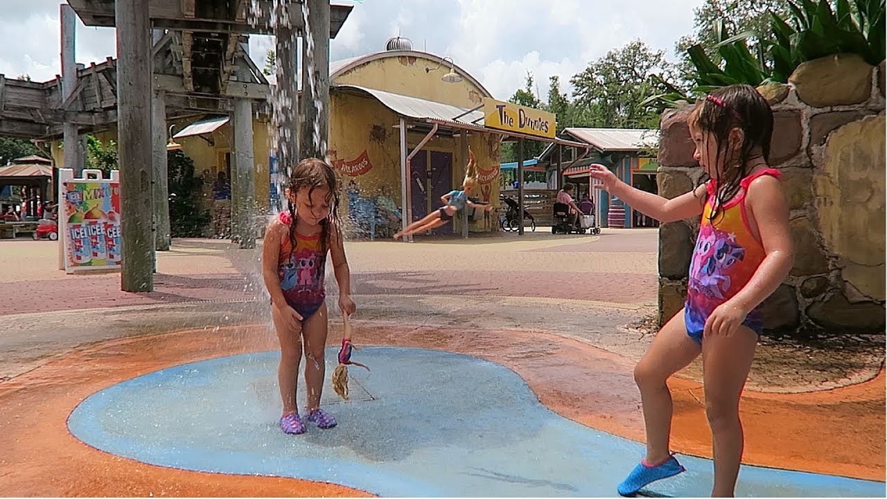 COOLING OFF at the Zoo Tampa Children's Zoo Splash Zone! YouTube