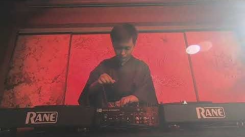 DJ Rena Performance with TRAKTOR and the RANE TWELVE MKII