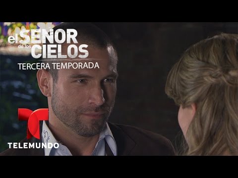 Video: Telemundo 'genoplører' Himlen Over Himlen Gennem Flashback