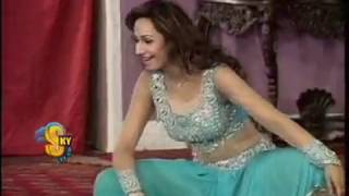 Ai HOON UP BiHAAR LUTNE - DEEDAR NEW STAGE MUJRA 2018 - PAKISTANI STAGE MUJRA FULL HD screenshot 1