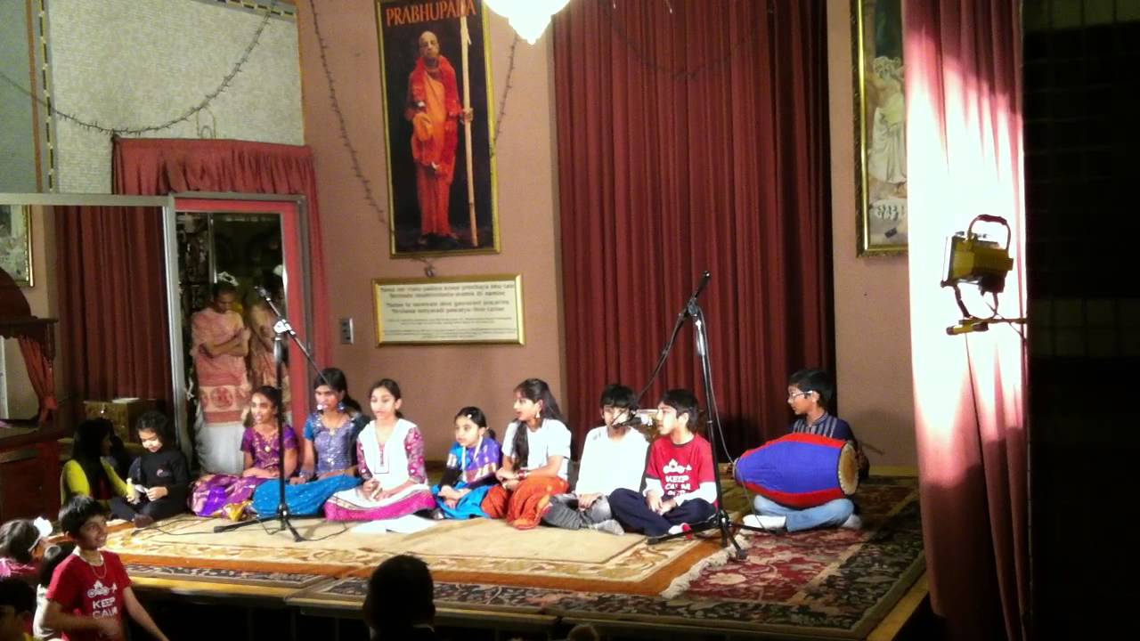 Detroit ISKCON Nityananda Trayodasi children's bhajan & Hare
