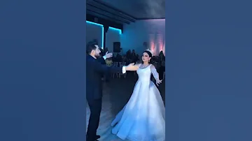 هذا الحلو اني ما سلم علي حالات واتس اب عرسان جمال فساتين زفاف اذا عجبكم الفيديو اشتركو بي قناتي 