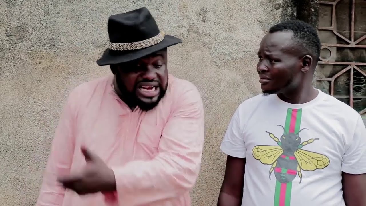 Fingon Tralala -  Mauvais 10 Black Oya