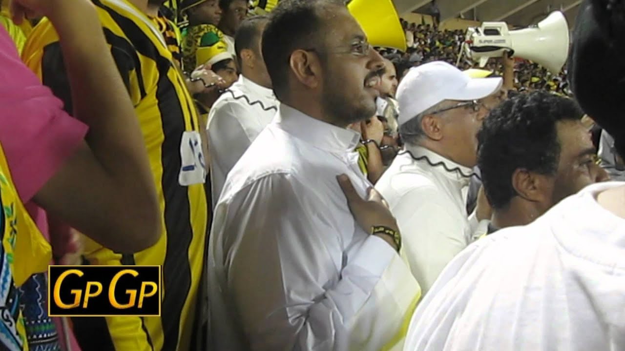 صالح القرنى اسماء لاعبى الفريق قمة السلطنة والابداع