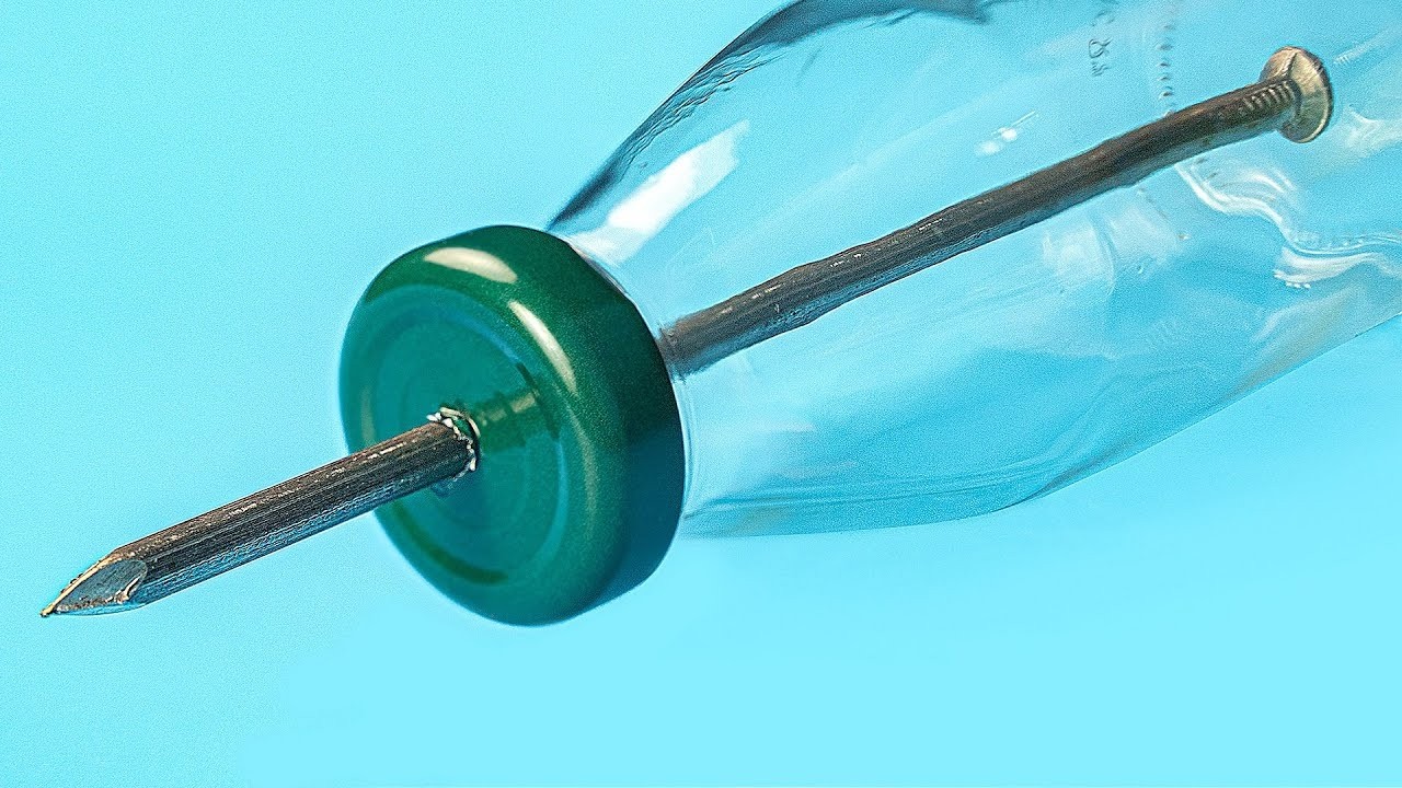 Поместите гвоздь в стеклянную бутылку и посмотрите, что произойдет😱! Миллионы людей не знают этого