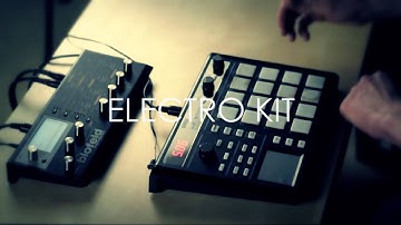 Finger drumming on Waldorf Blofeld with ATTACK! soundset and Korg padKontrol