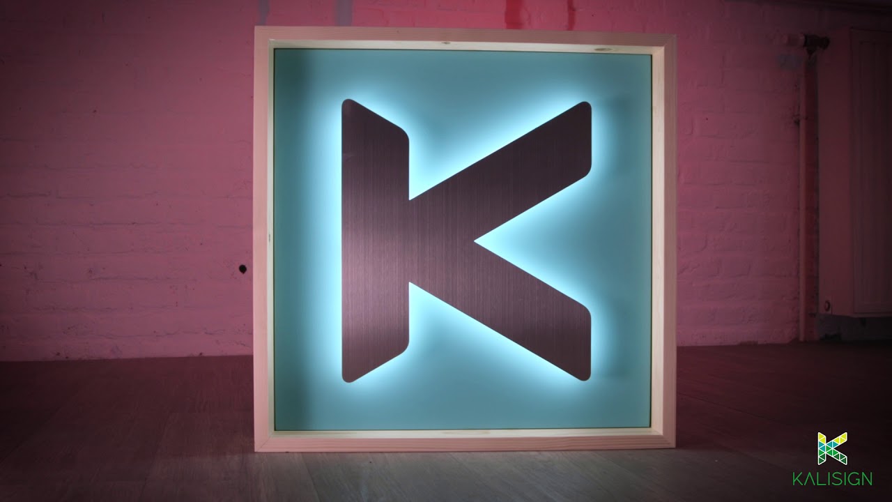 Illuminated sign – BRASS & STAINLESS STEEL  - LED signs by Kalisign