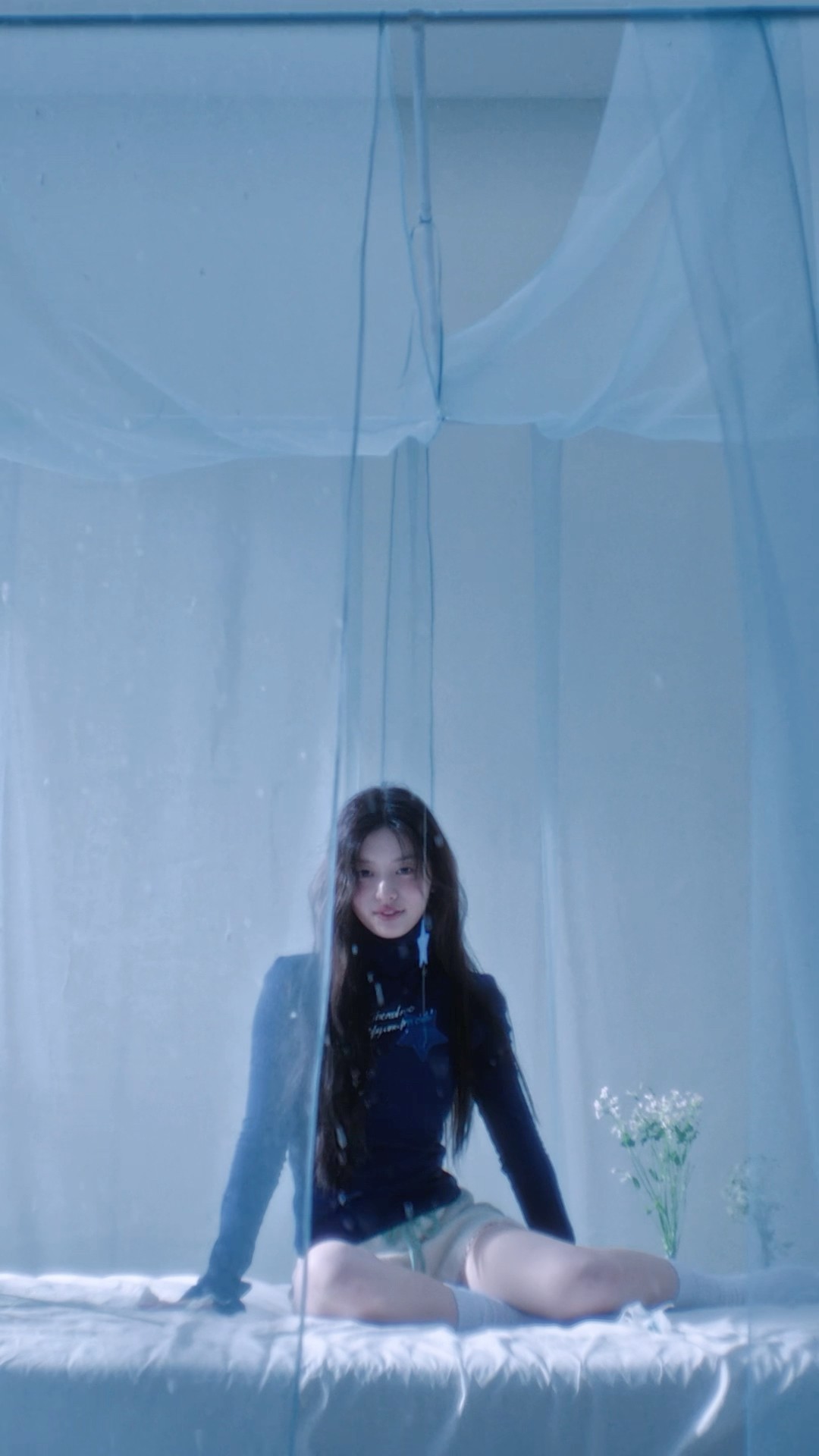 #ILLIT (#아일릿) 'Almond Chocolate' Special Film