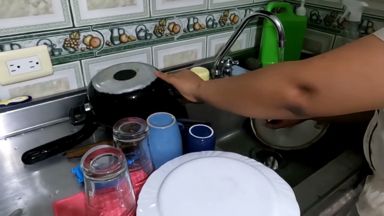 limpia cocina con Keny ASMR