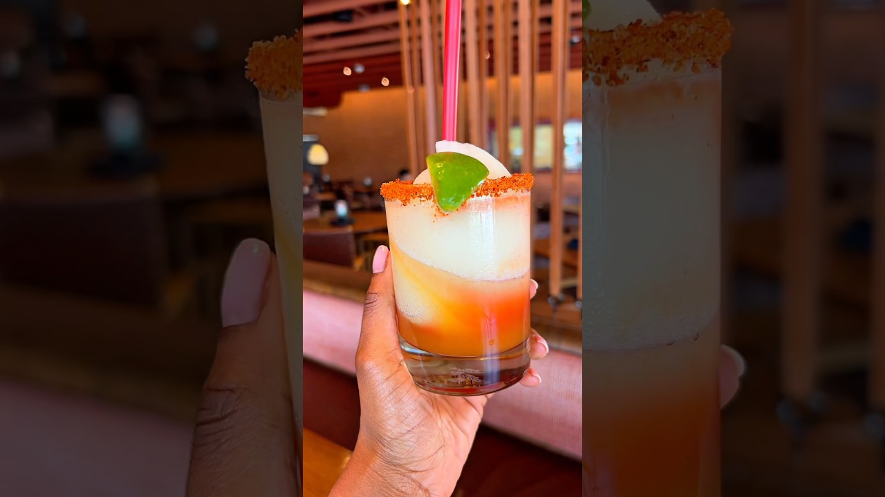 $5 TEX-MEX HAPPY HOUR | Cyclone Anaya’s| Houston, TX