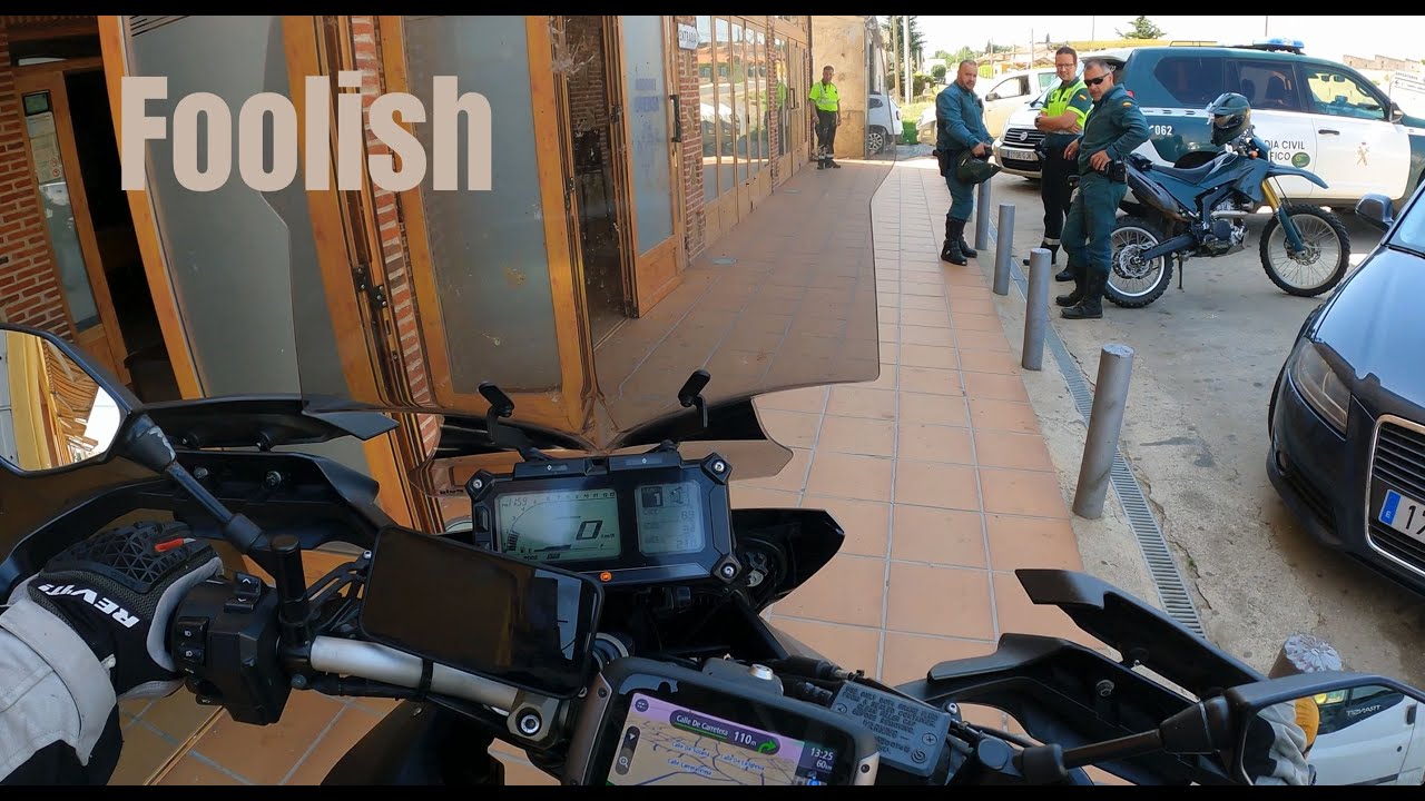 making a fool out of myself S1-E4