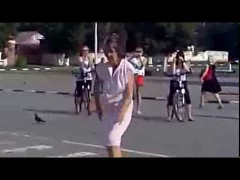 ))) Танцуют все!  Казахстан!!! Улыбнитесь!!!