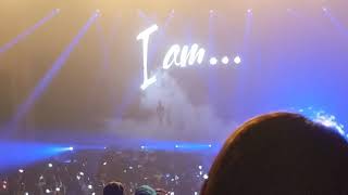 [FANCAM] STRAY KIDS UNVEIL TOUR in LA ∼ dance break intro
