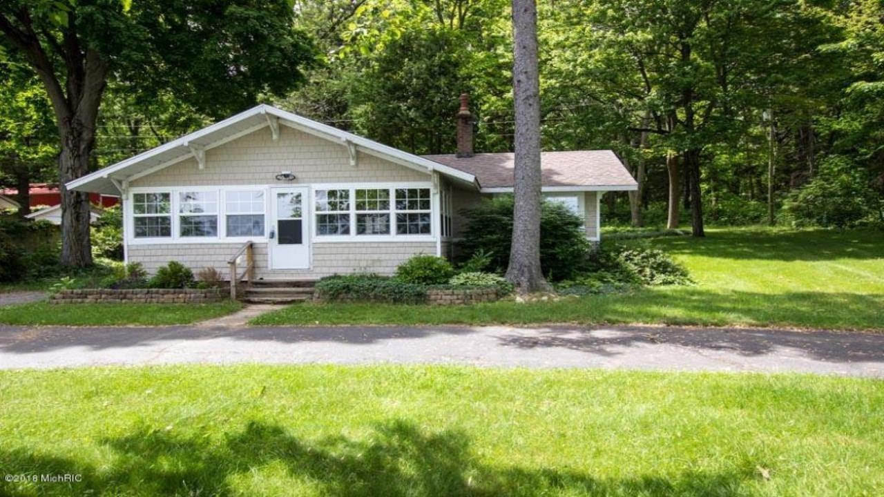 50772 Garret Road Dowagiac, MI Homes for Sale YouTube