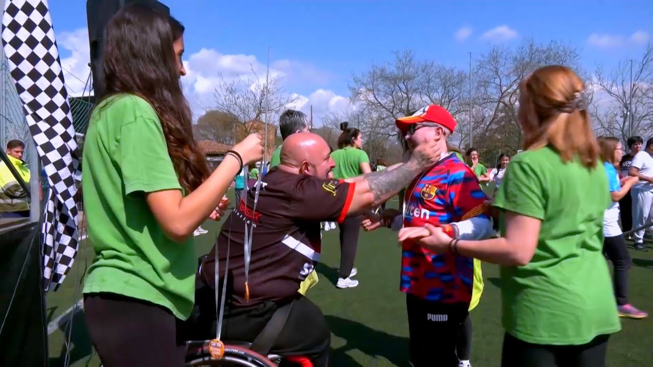 Les Jornades Esportives de Can Vila omplen el camp de la Lourdes de festa i inclusió