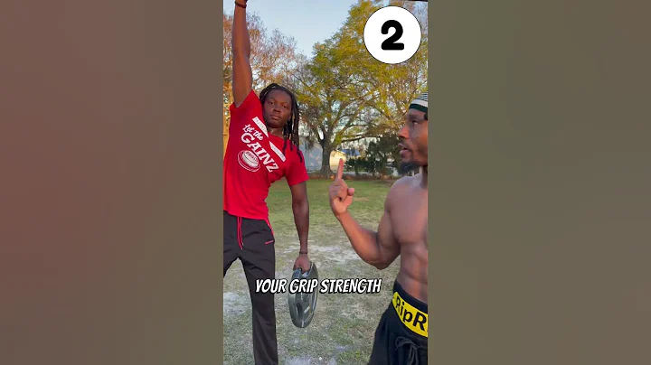 3 REASONS Why You Should Be Doing Pull Ups Everyday