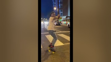 Futuristic skate loop #idmmusic #experimentalmusic #visualization