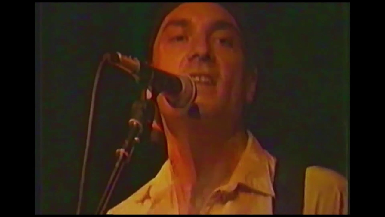 THE LOOTERS San Francisco 1980's. Cross the border.