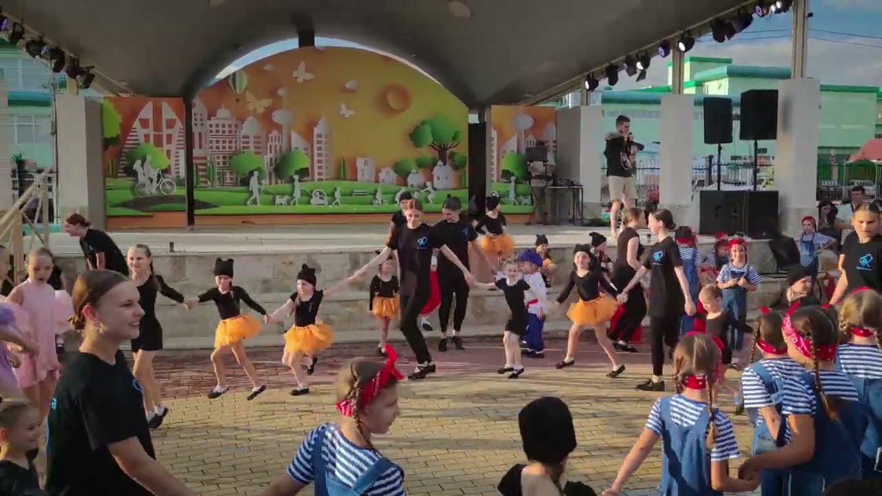 Образцовый ансамбль Феличита - Дискотека